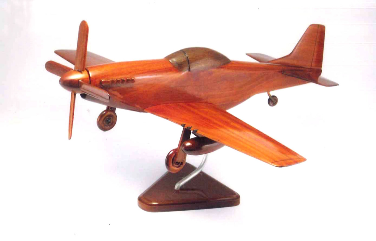 模型　木製模型 飛行機 戦闘機 マスタング
